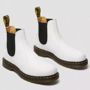 NWOT Dr. Martens White Chelsea Smooth Leather Boots With Yellow Stitch | Size 8